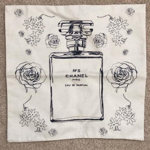 Other - 🌻Fashion pillow case
